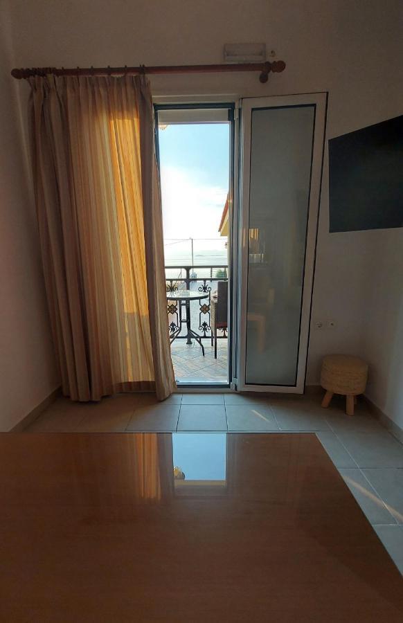 C-View Apartments Megalochori  Εξωτερικό φωτογραφία