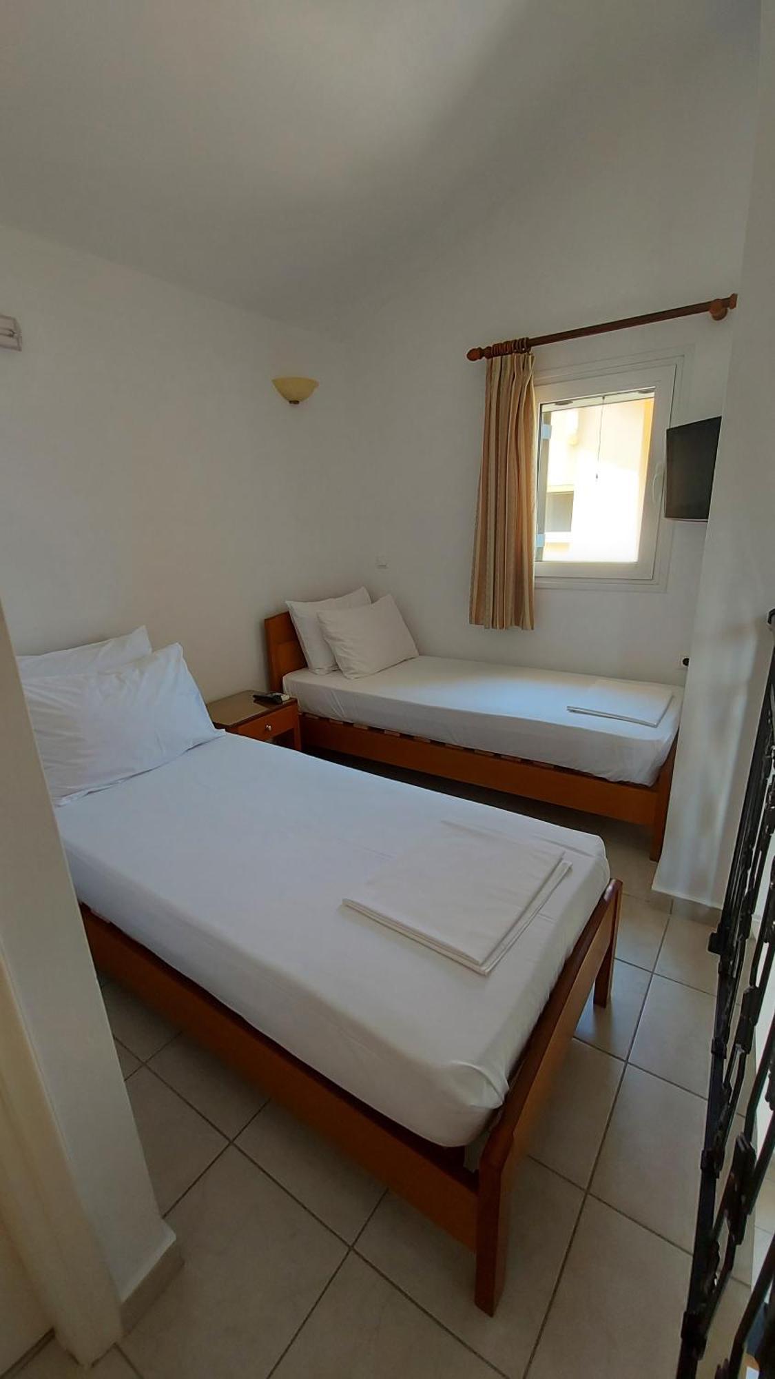 C-View Apartments Megalochori  Δωμάτιο φωτογραφία