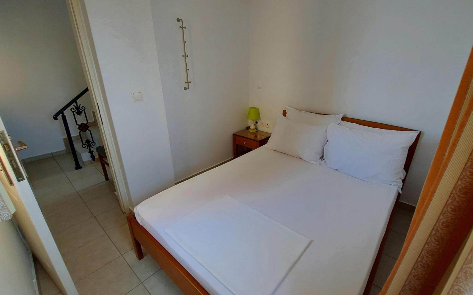 C-View Apartments Megalochori  Δωμάτιο φωτογραφία