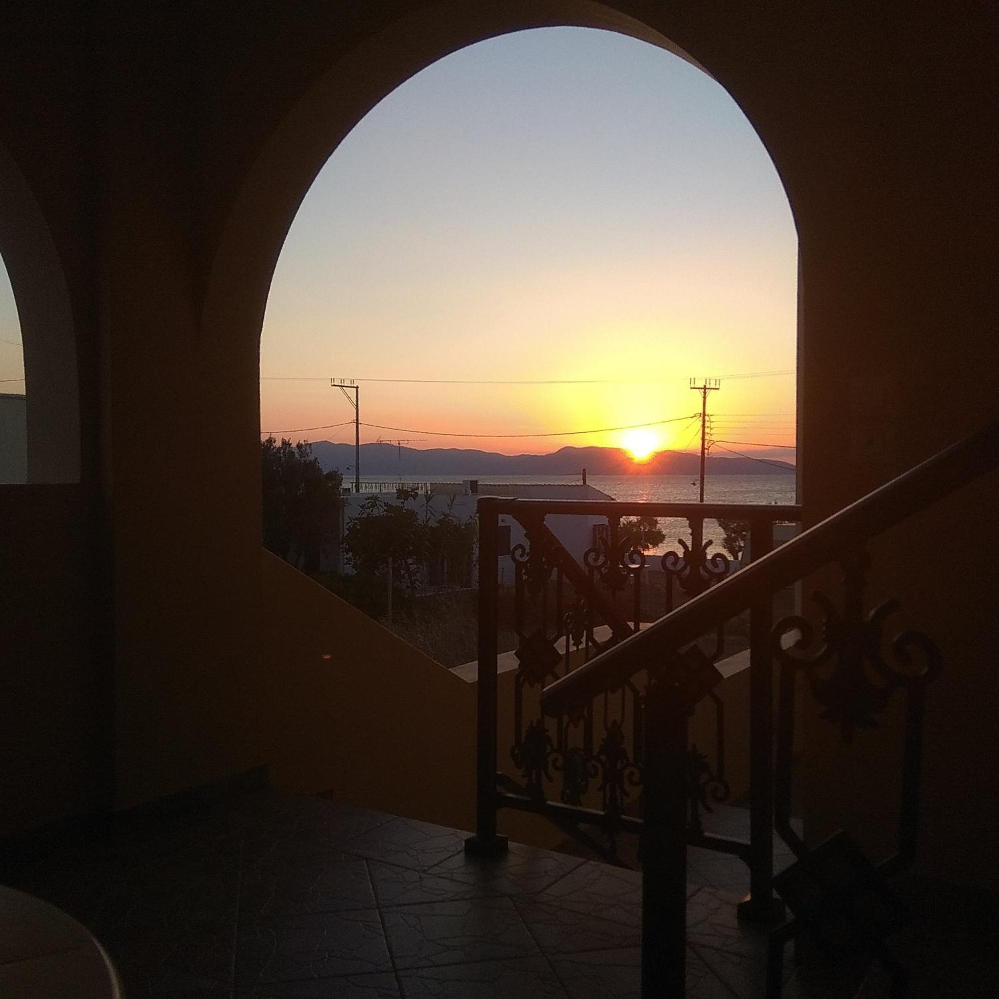 C-View Apartments Megalochori  Δωμάτιο φωτογραφία