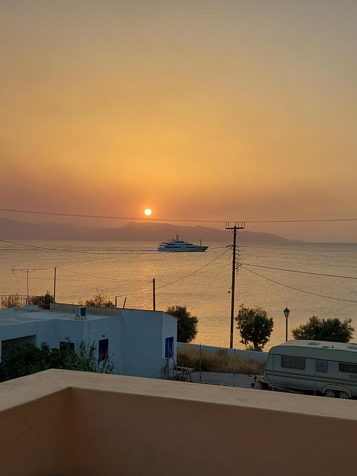 C-View Apartments Megalochori  Εξωτερικό φωτογραφία